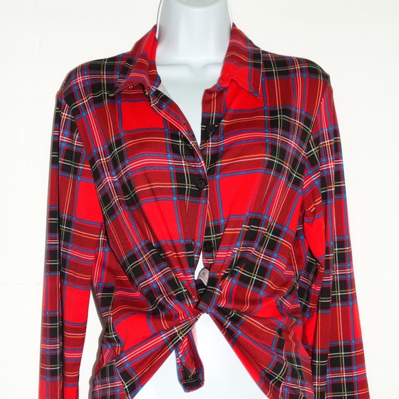 Rue21 Tops - Short Front Long Back Plaid Shirt